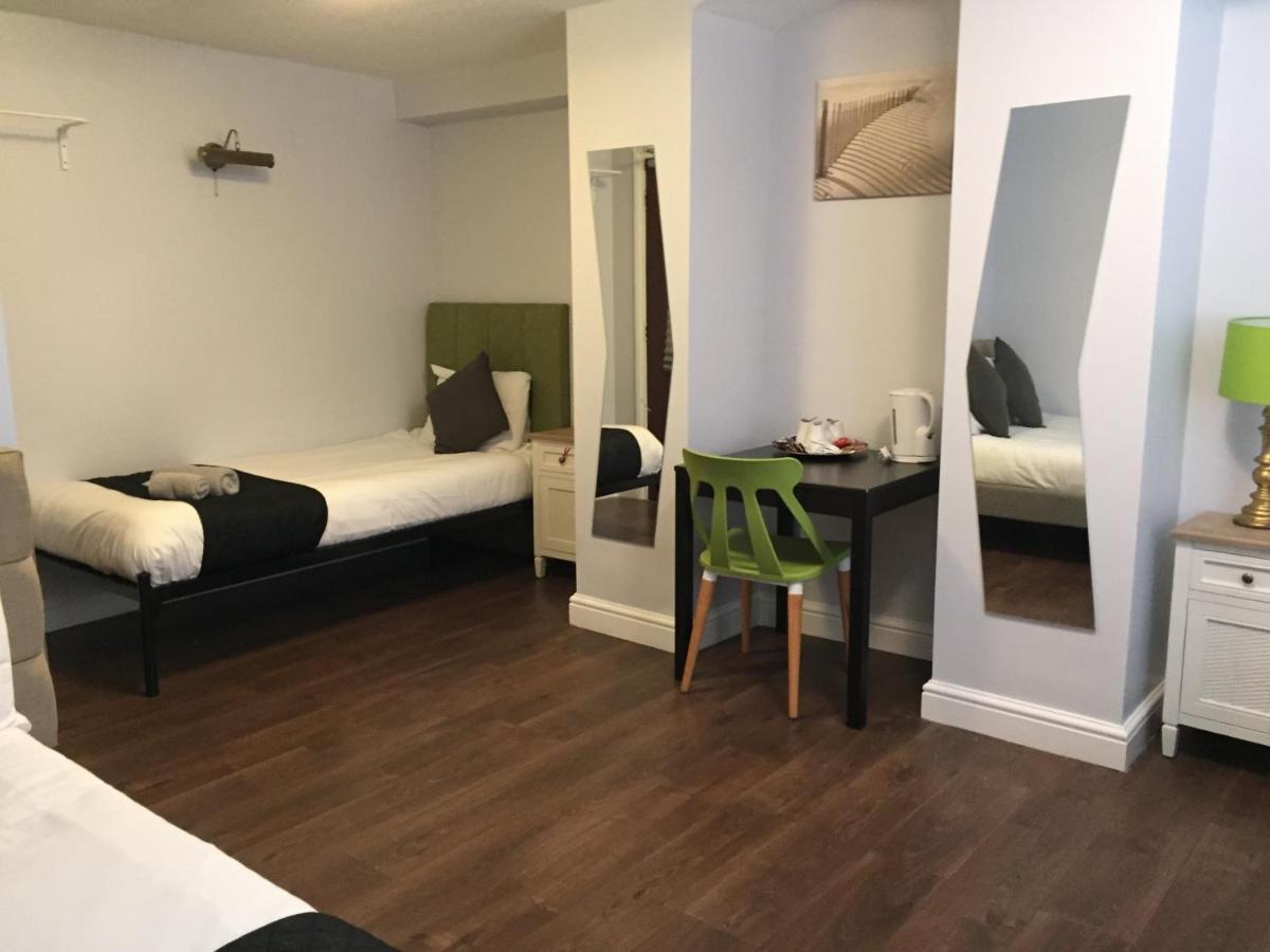 Queens Guesthouse Манчестер Экстерьер фото
