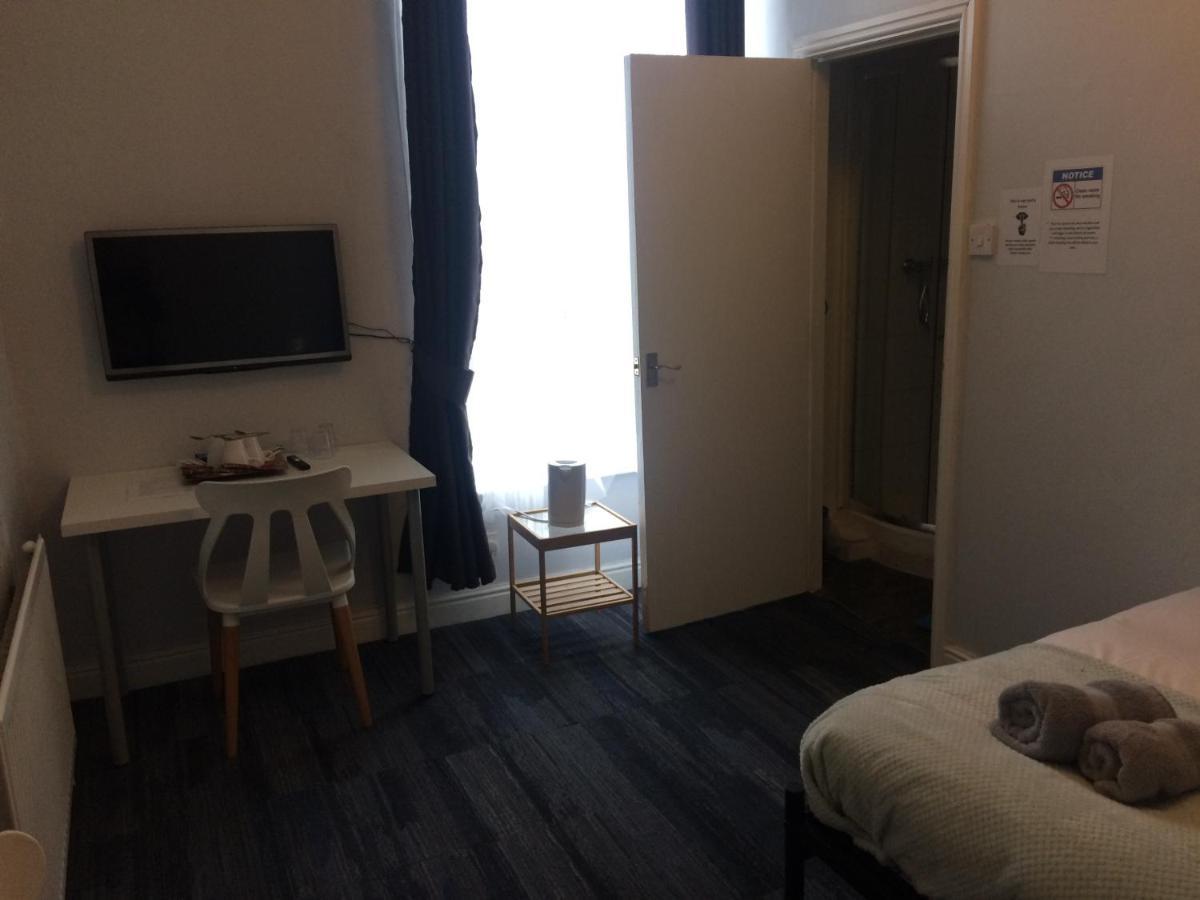 Queens Guesthouse Манчестер Экстерьер фото