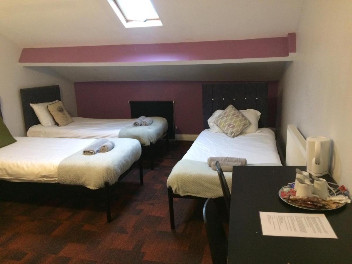 Queens Guesthouse Манчестер Экстерьер фото